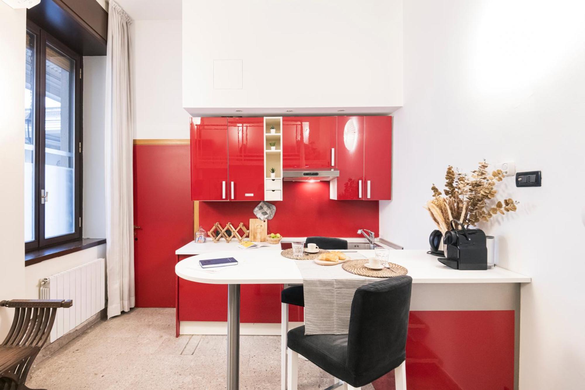Easylife - Accogliente Monolocale In Via Torino, Posizione Perfetta Per Scoprire La Citta Appartamento